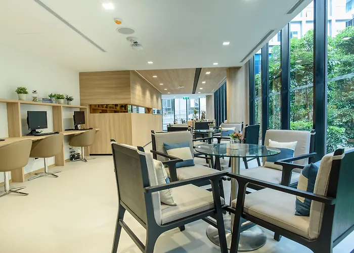 Alix Hotel 4*