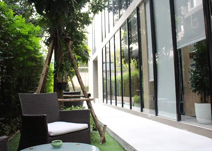 Alix Hotel 4*